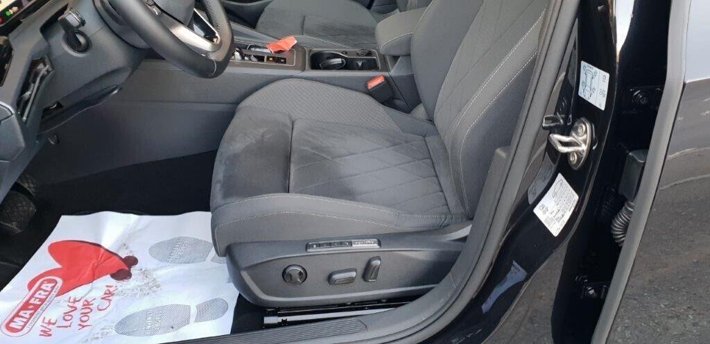 Volkswagen Golf 2.0 TDI 150 CV DSG SCR Style AZIENDALE 11.000 KM