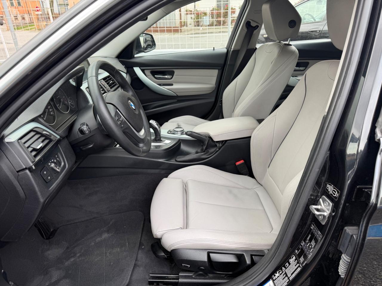 Bmw 320 320d xDrive Touring Msport