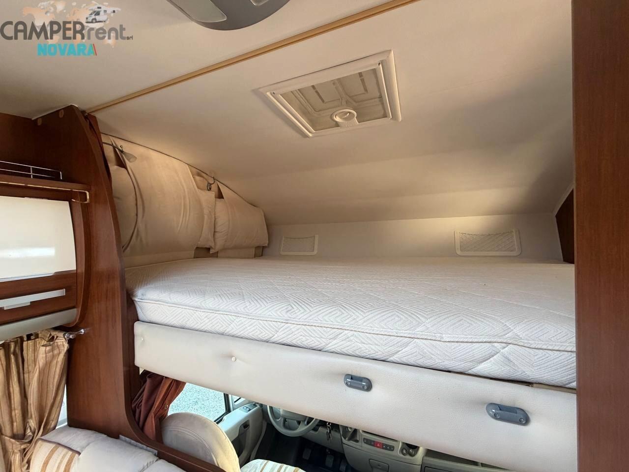 Elnagh PRINCE 47 - MANSARDATO LETTI MAXI IN CODA