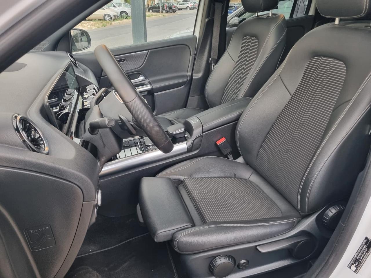 Mercedes-benz GLA 200 d Automatic Sport Plus TETTO APRIBILE