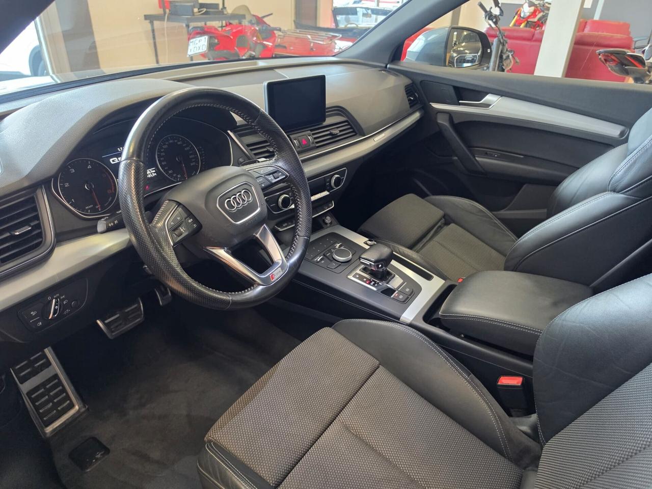 Audi Q5 2.0 TDI 163CV S-LINE 2017