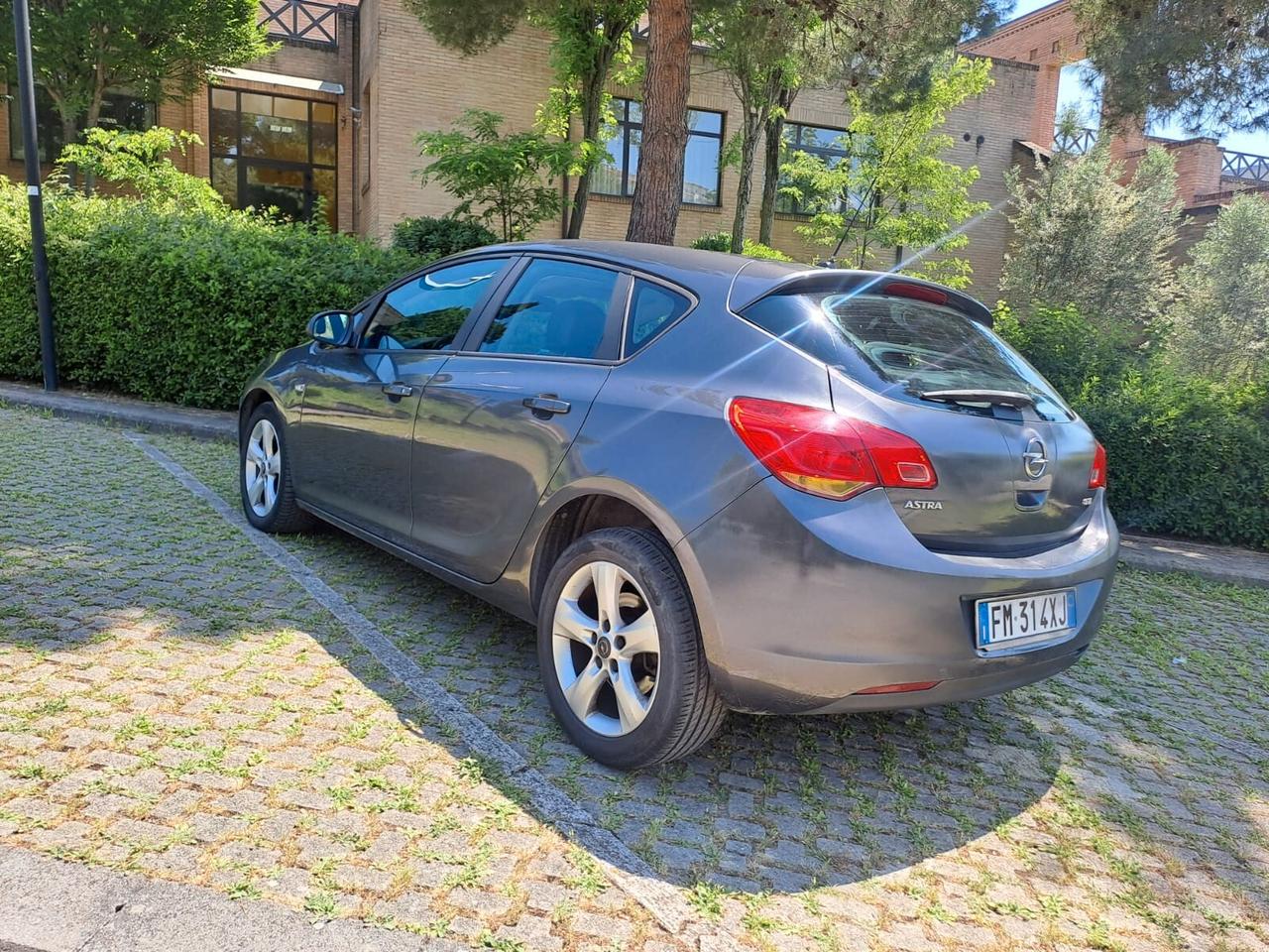 Opel Astra 1.7 CDTI 125CV 5 porte Cosmo