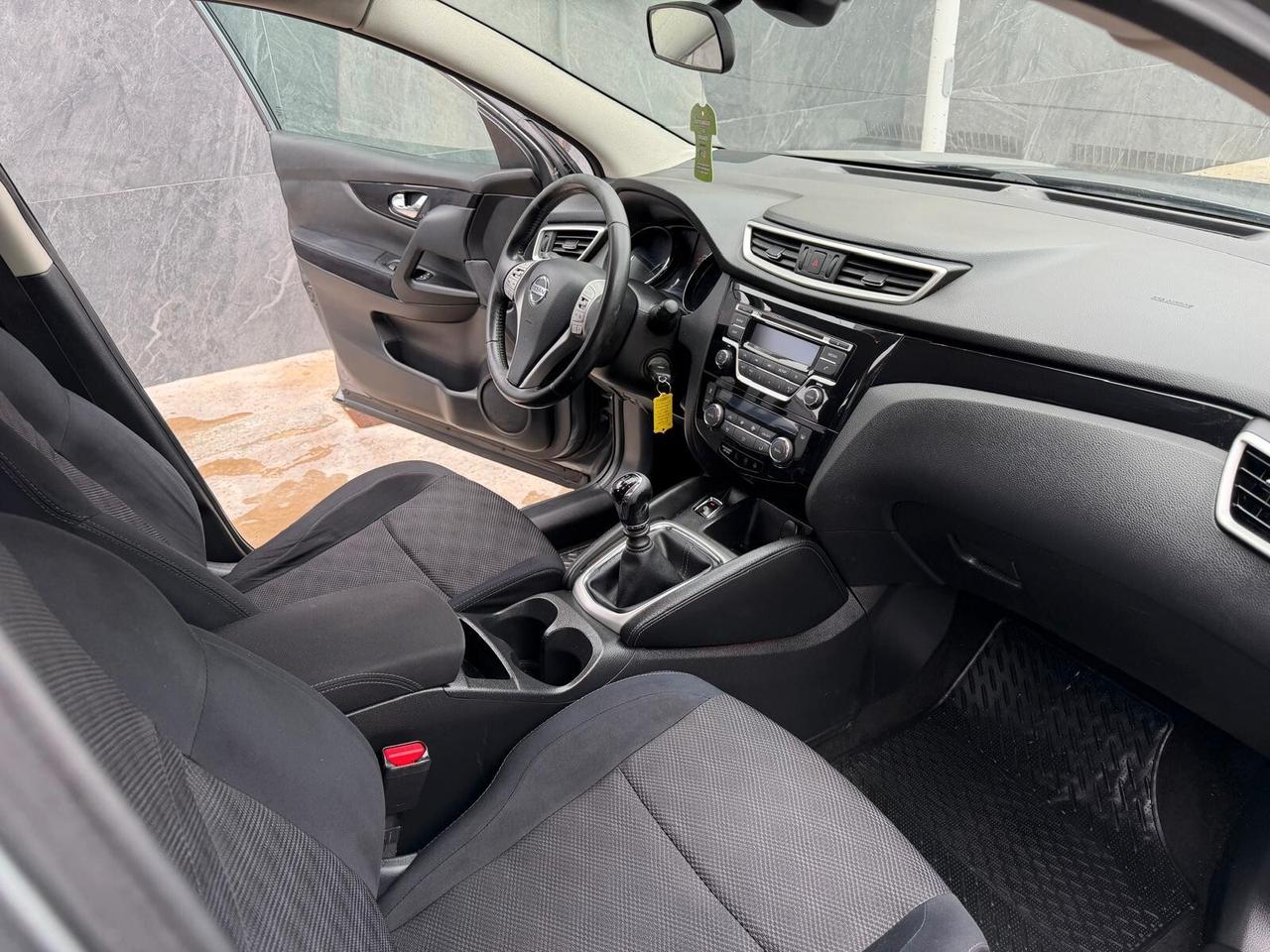 NISSAN QASHQAI 1.5 dCi Tekna 2015
