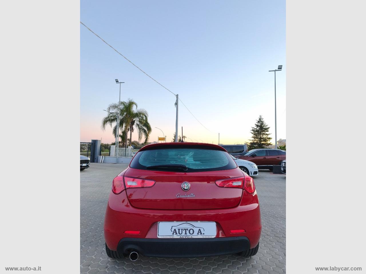 ALFA ROMEO Giulietta 1.6 JTDm-2 120 CV Distinctive