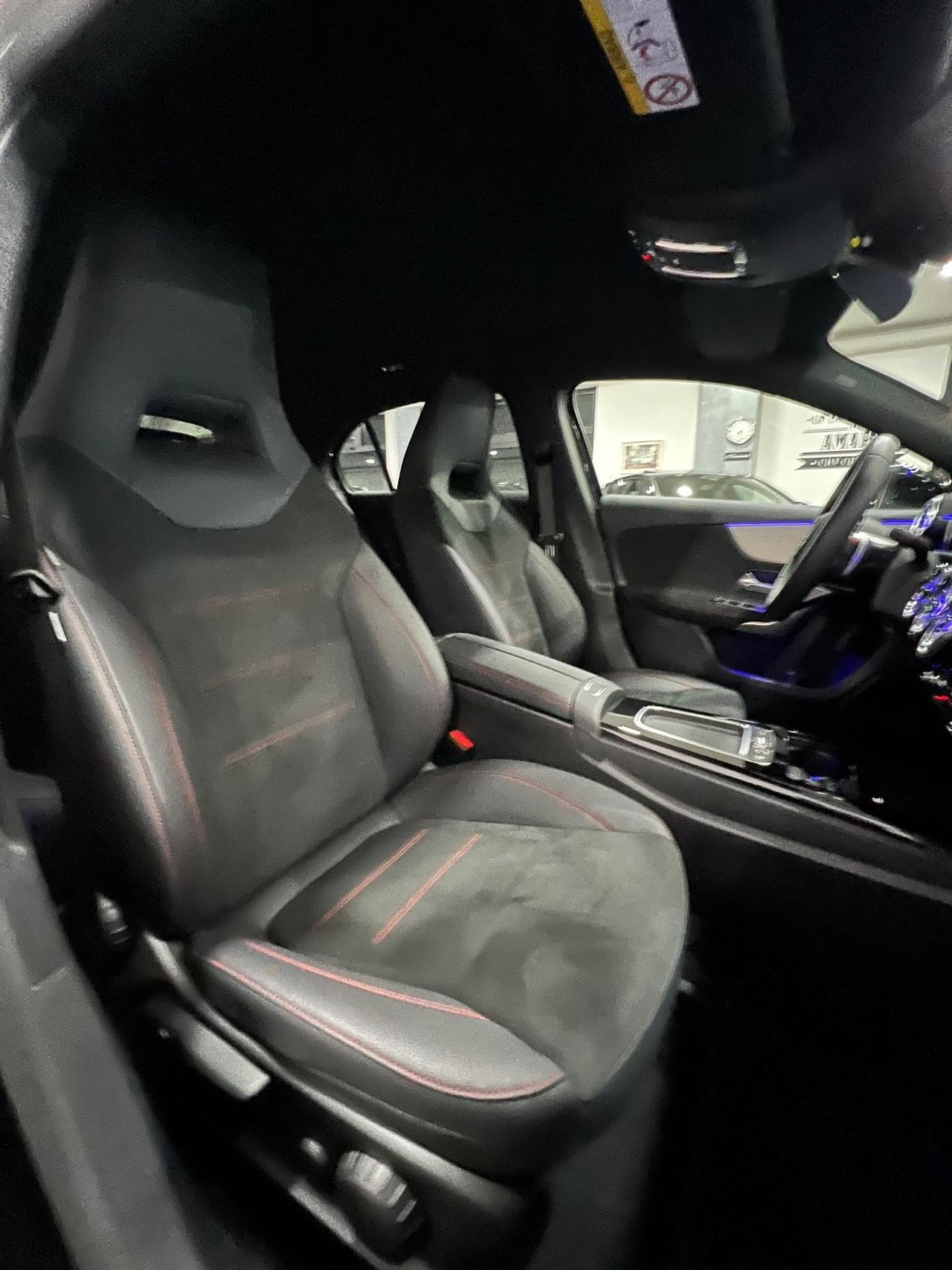 Mercedes Benz A180d Aut. AMG Line Premium 116 cv