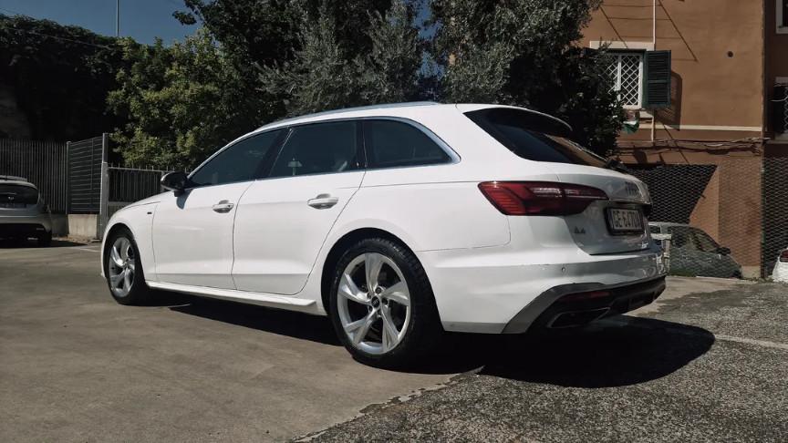 Audi A4 Avant 30 2.0 tdi mhev S Line edition 136cv s-tronic