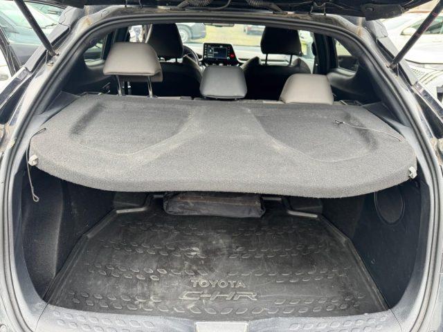 TOYOTA C-HR 1.8 Hybrid E-CVT Black Edition