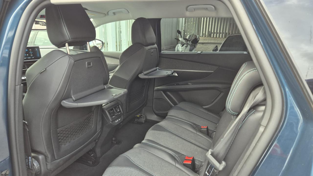 Peugeot 5008 BlueHDi 130 S&S EAT8 Allure Pack