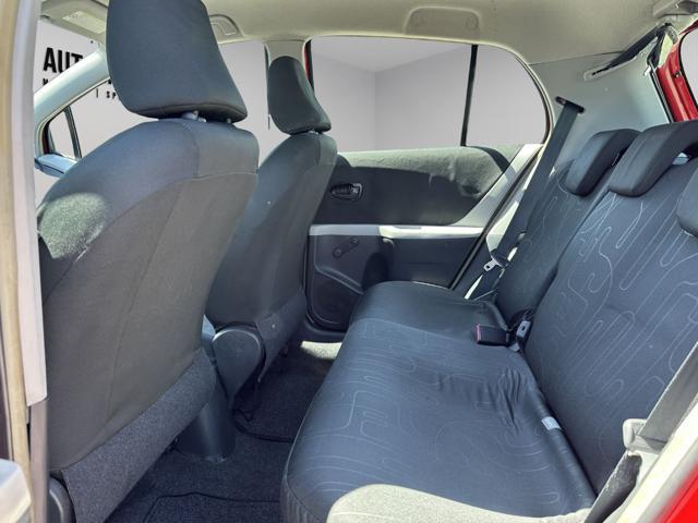TOYOTA Yaris 1.0 5 porte