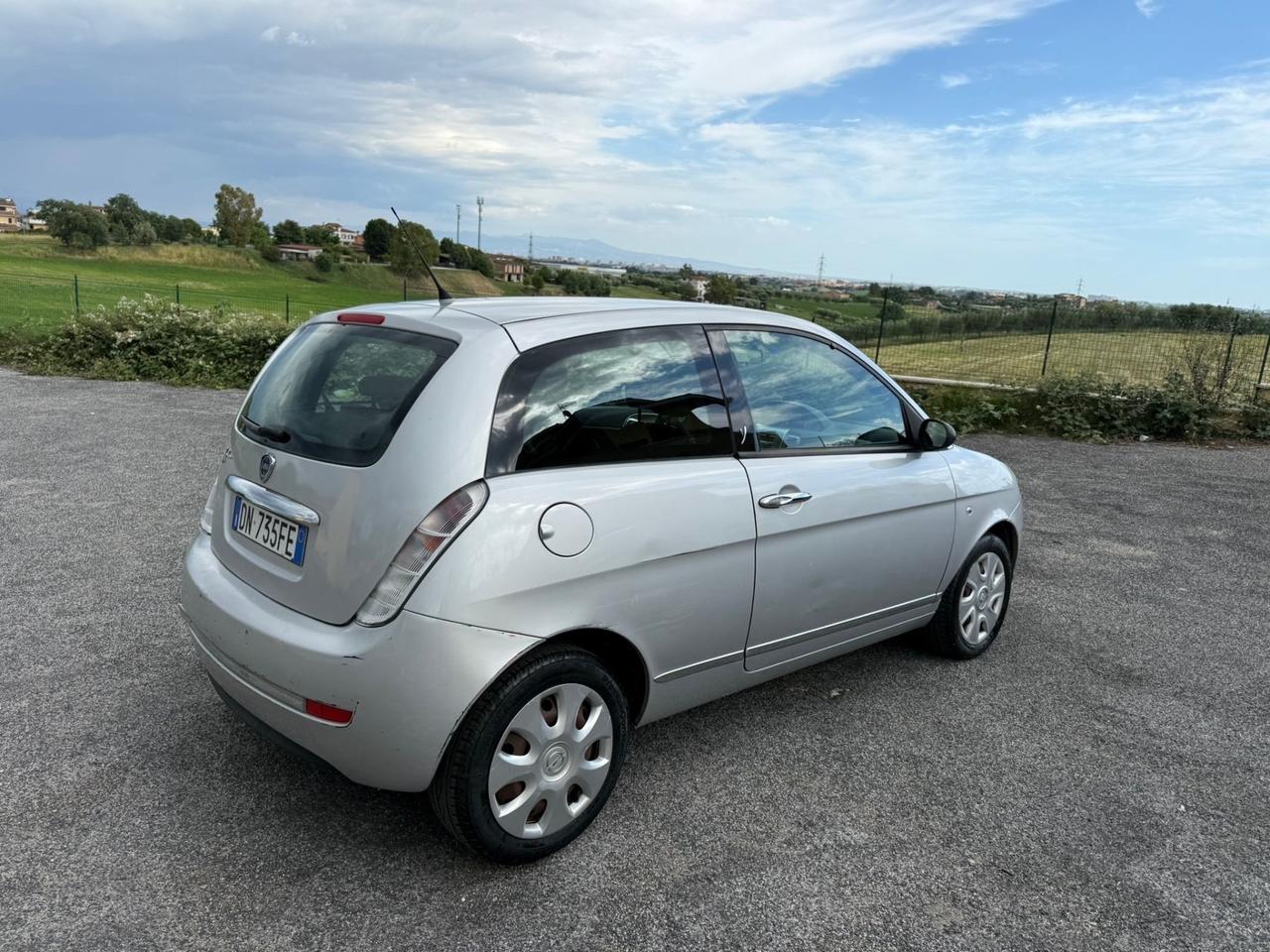 Lancia Ypsilon 1.2 Argento