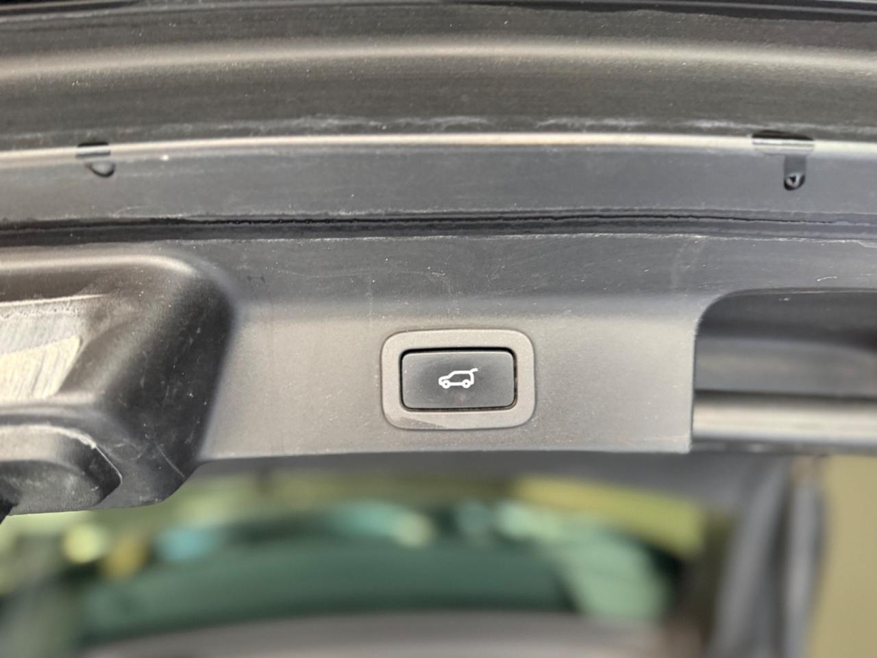 Jaguar F-Pace 2.0 D 180 CV AWD aut. Portfolio