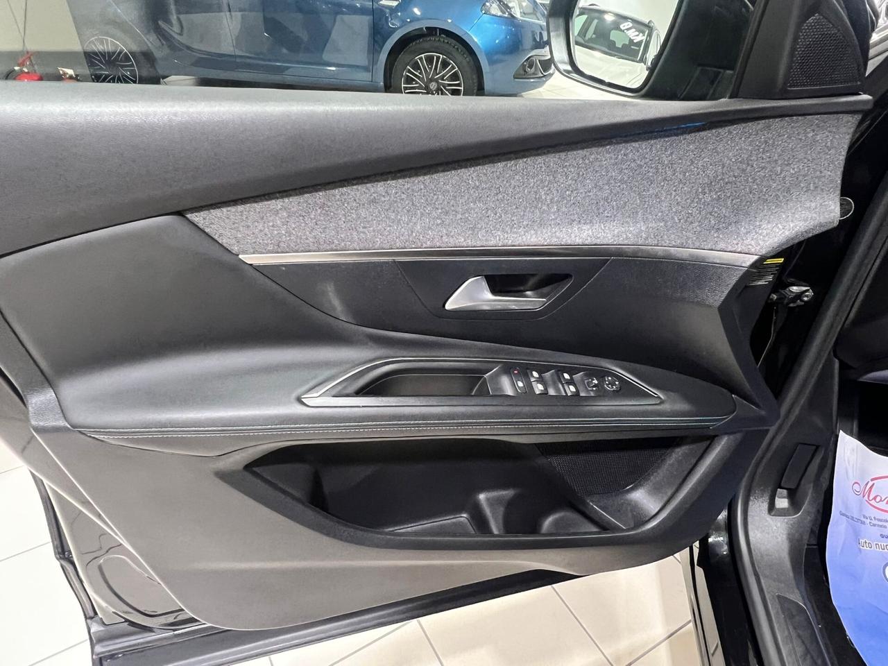 Peugeot 3008 BlueHDi 130 S&S EAT8 Allure Pack (AUTOCARRO N1)