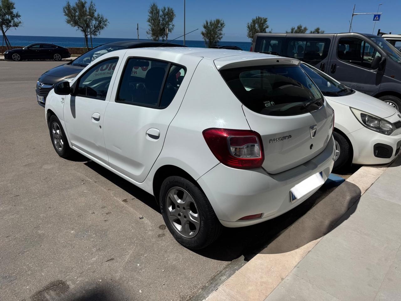 Dacia Sandero 1.2 GPL 75CV