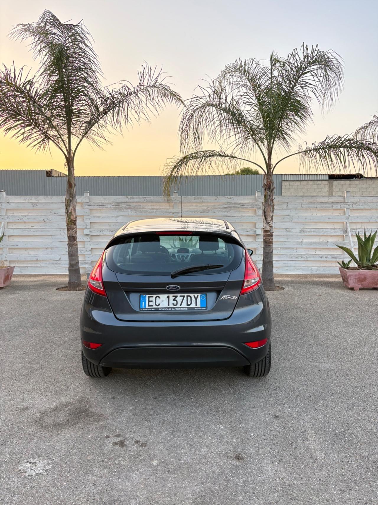 Ford Fiesta 1.2 5 porte con soli 76.000 kilometri