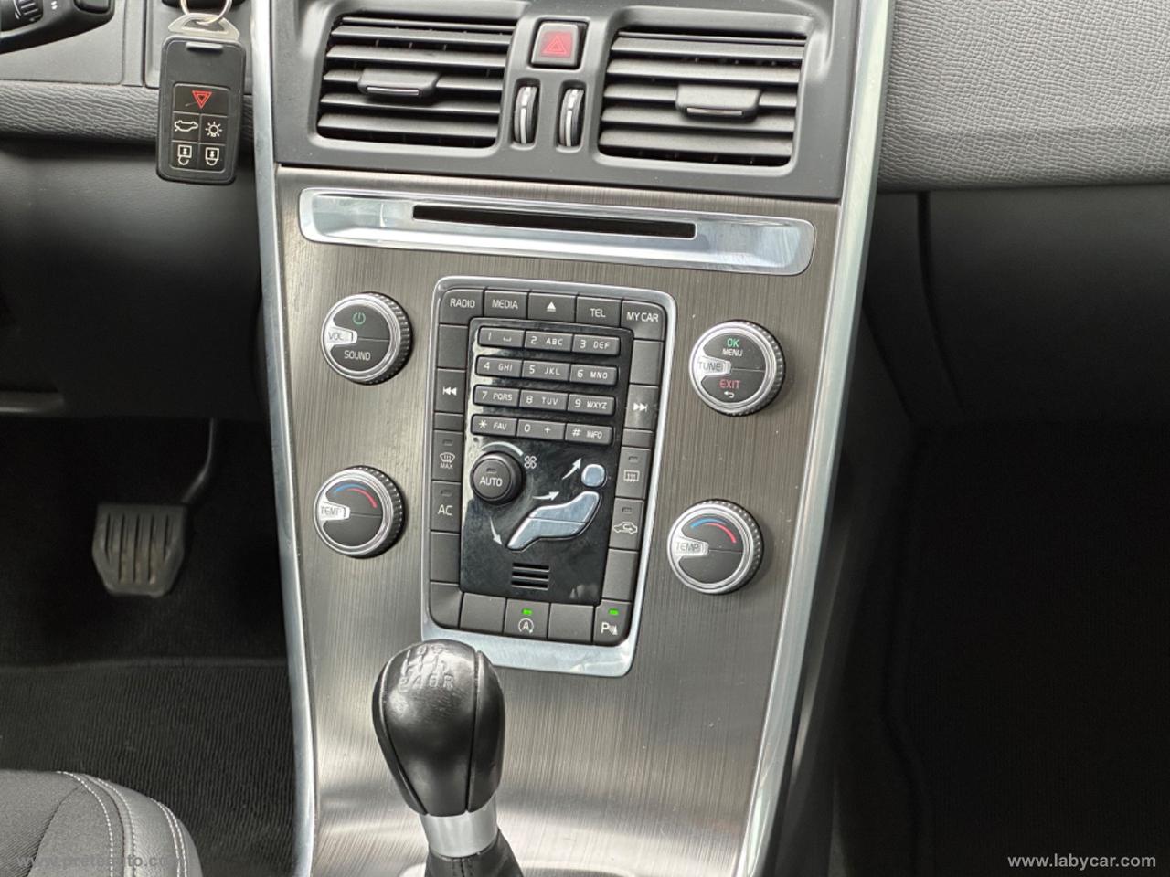 VOLVO XC60 D3 Business