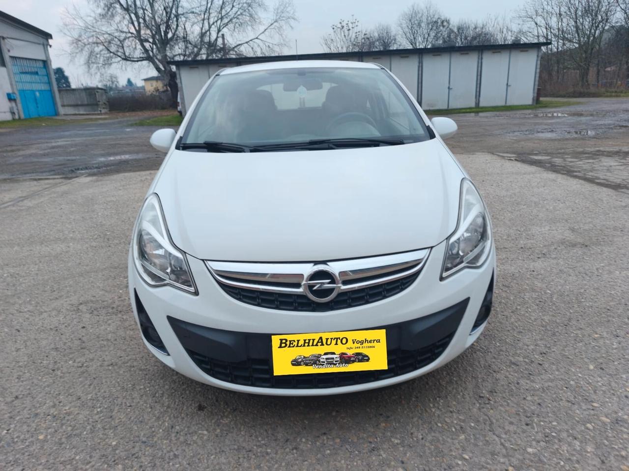 Opel Corsa 2012---1.0 Benzina Neopatentati