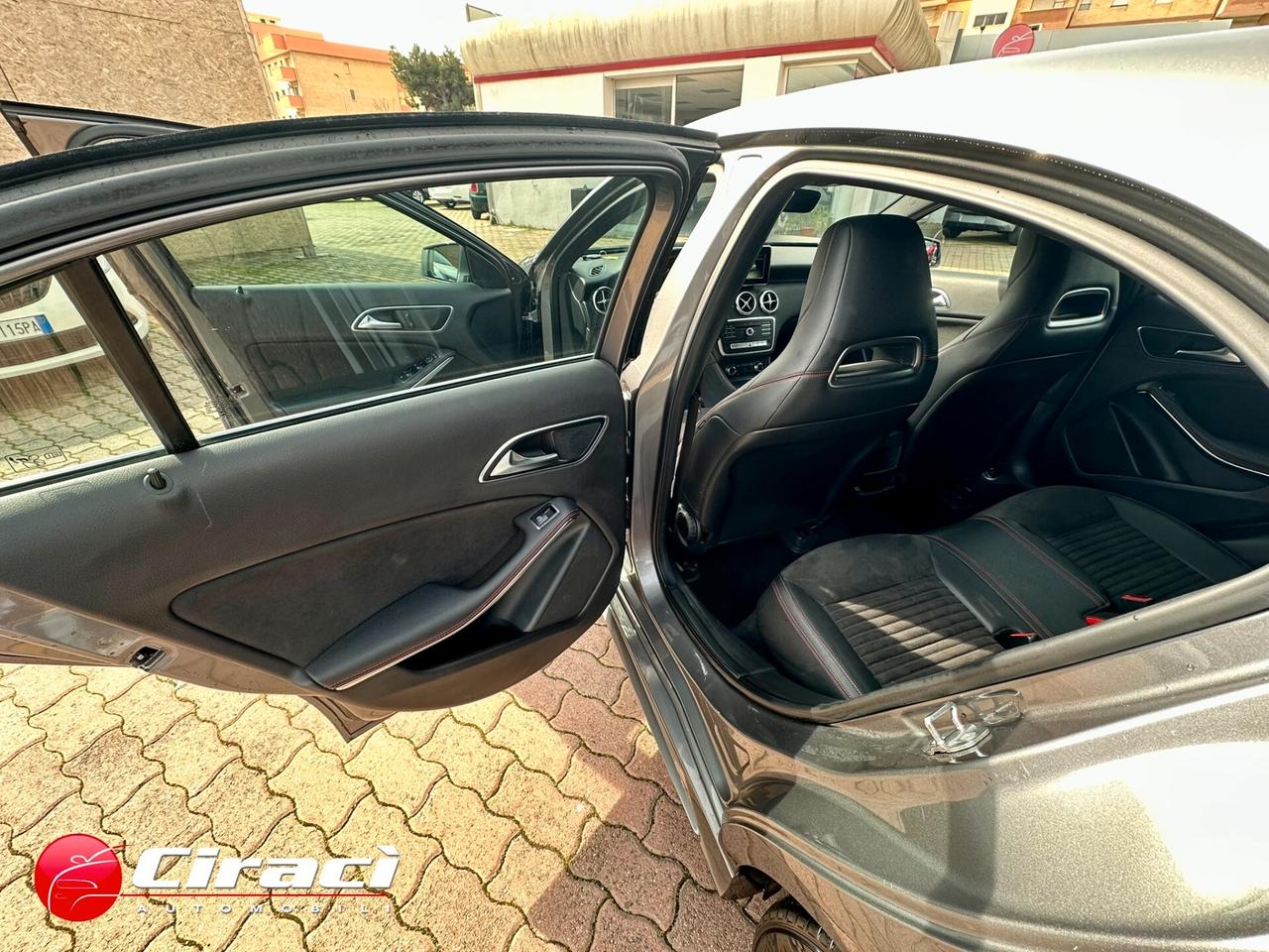 Mercedes-benz A 180 d Automatic Premium