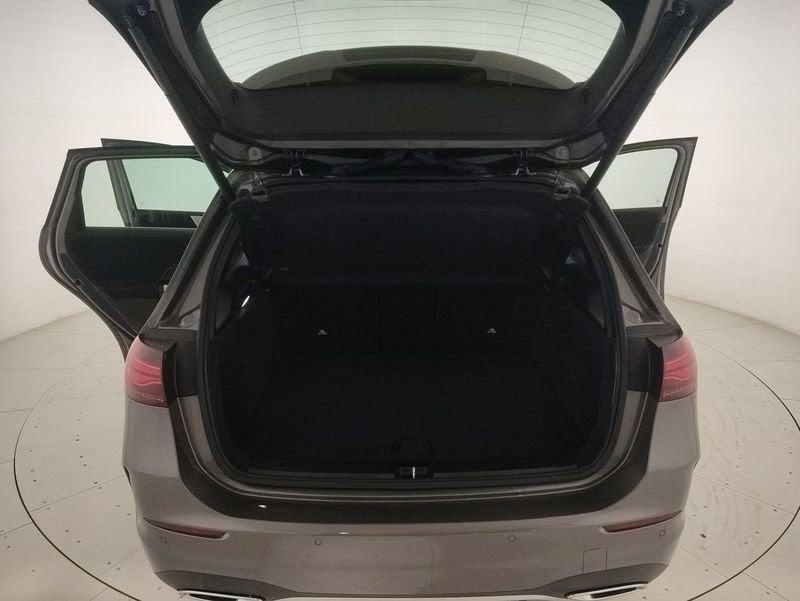 Mercedes-Benz Classe B B 180 AMG Line Premium Plus auto