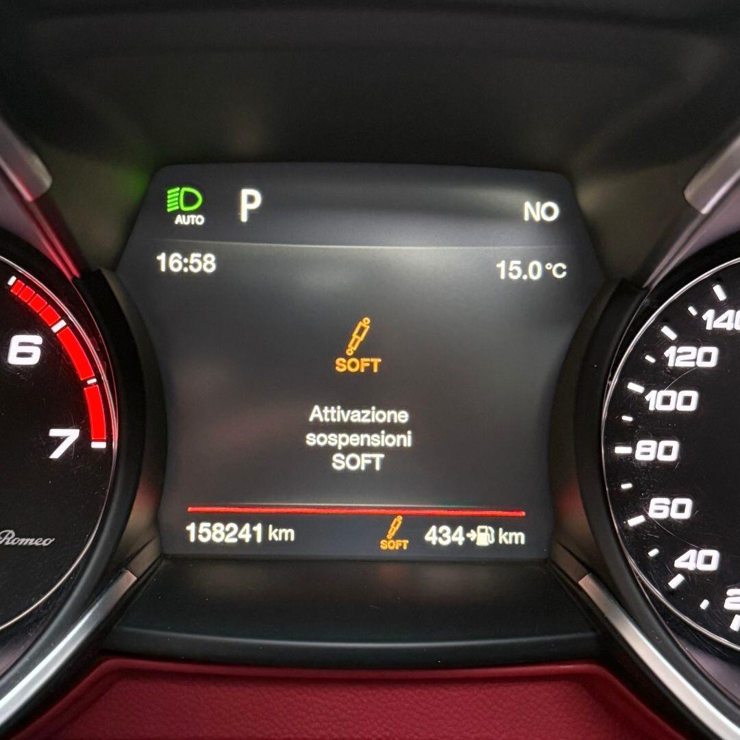 Alfa Romeo Stelvio 2.0 Turbo 280 CV Competizione