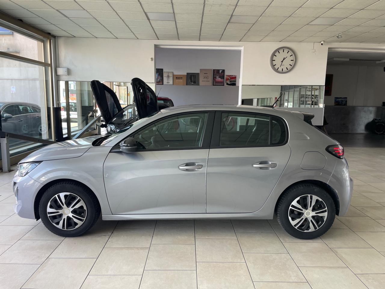 Peugeot 208 PureTech 75 Stop&Start 5 porte Active - Nessun vincolo -