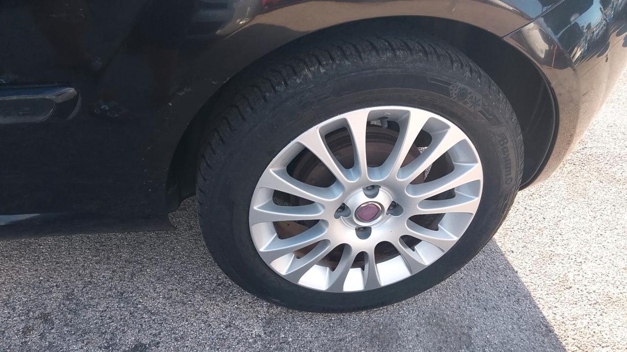 Fiat Punto Evo 1.3 DIESEL neo patentati