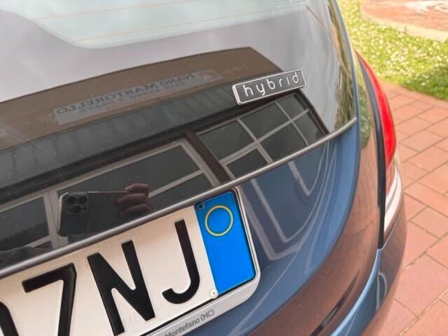 Lancia Ypsilon Hybrid by Alberta Ferretti soli 35000 km. telecamera post.