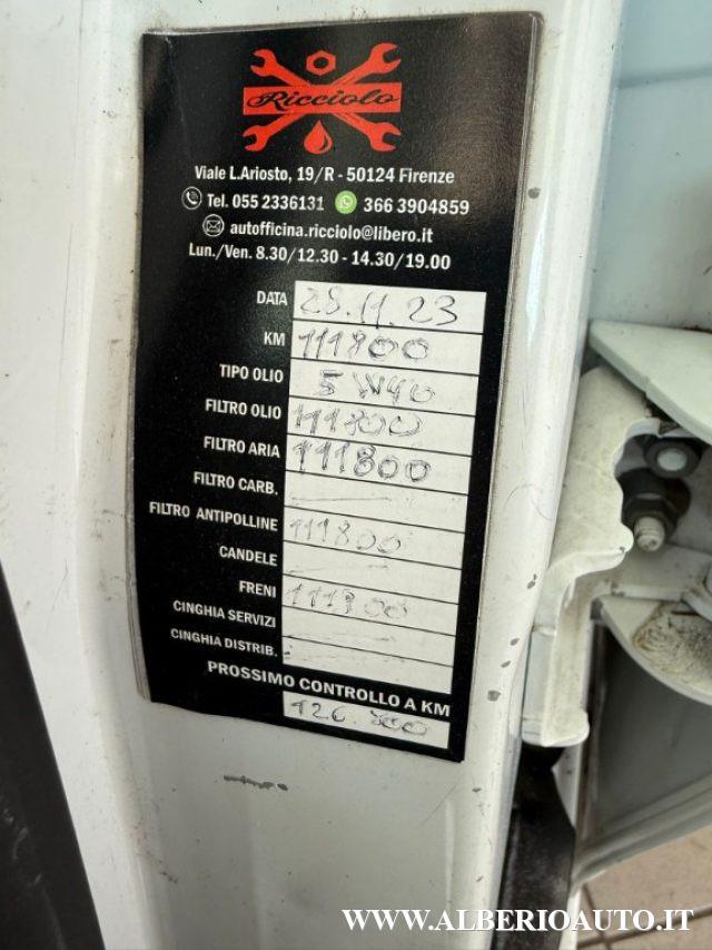 RENAULT Clio 1.2 16V 5 porte Live!