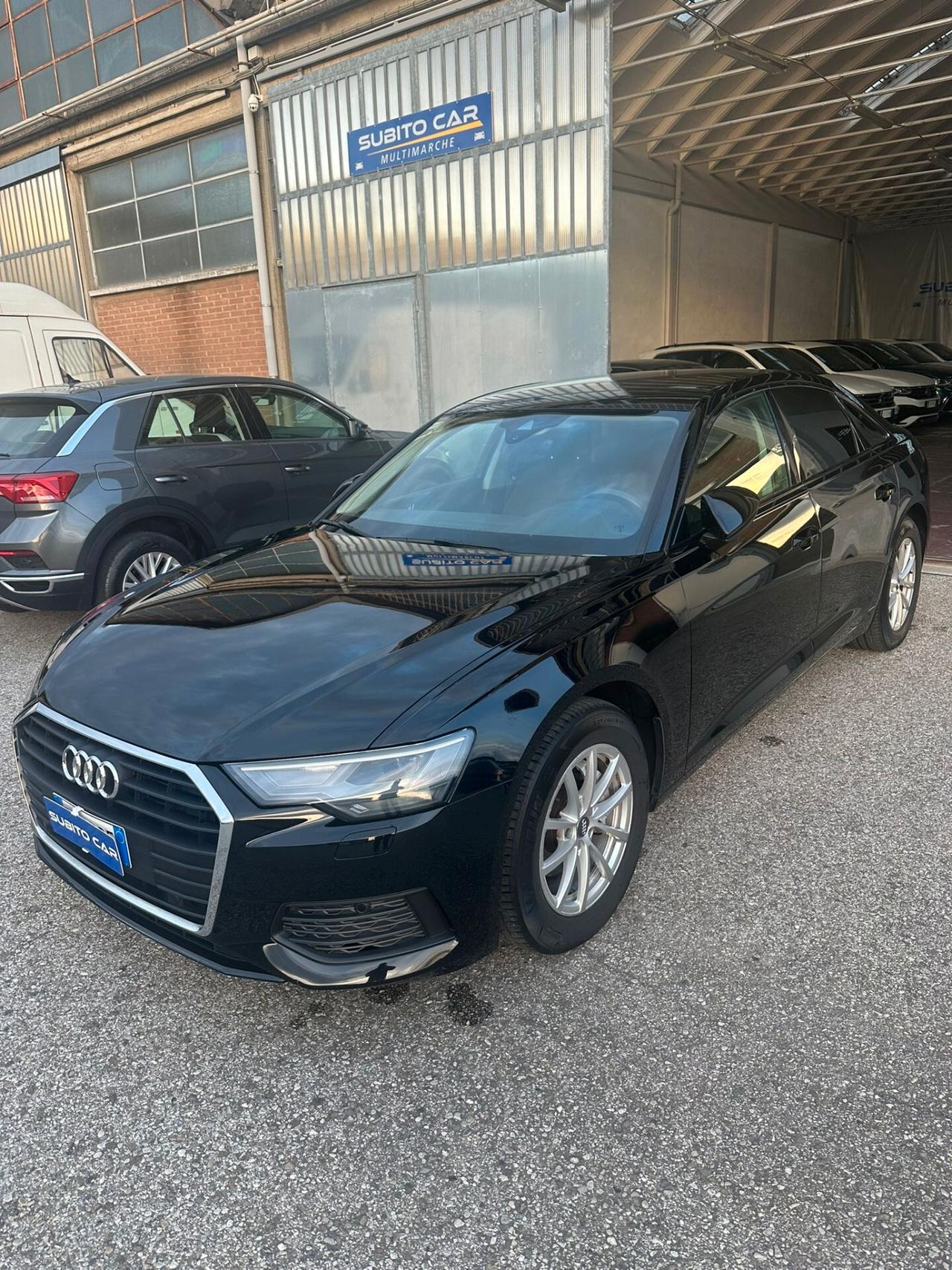 Audi A6 40 2.0 TDI quattro ultra S tronic Business Sport