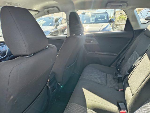 TOYOTA Auris 1.8 Hybrid Active Plus Automatica