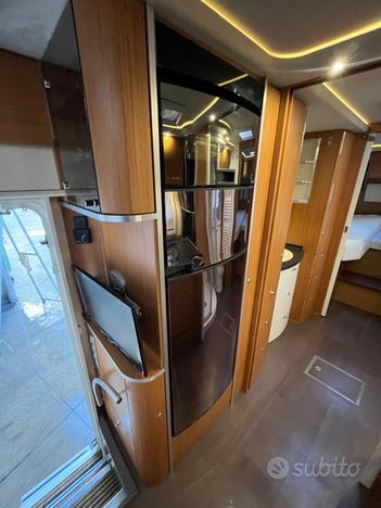 Concorde Charisma 850L