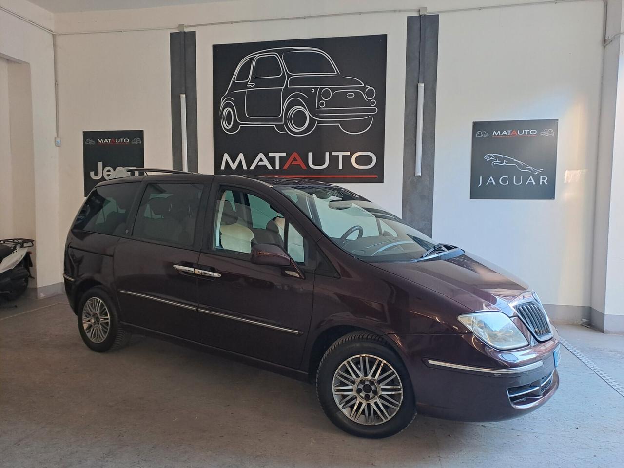 Lancia Phedra 2.0 MJT 136 CV Oro Plus