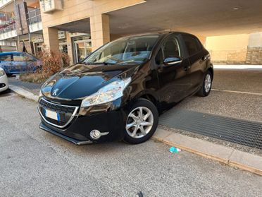 Peugeot 208 1.2 VTi 82 cv 5 porte Allure