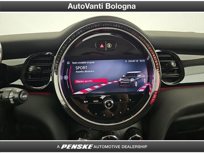 MINI Mini 5 porte Mini 5p 1.5 Cooper Essential auto