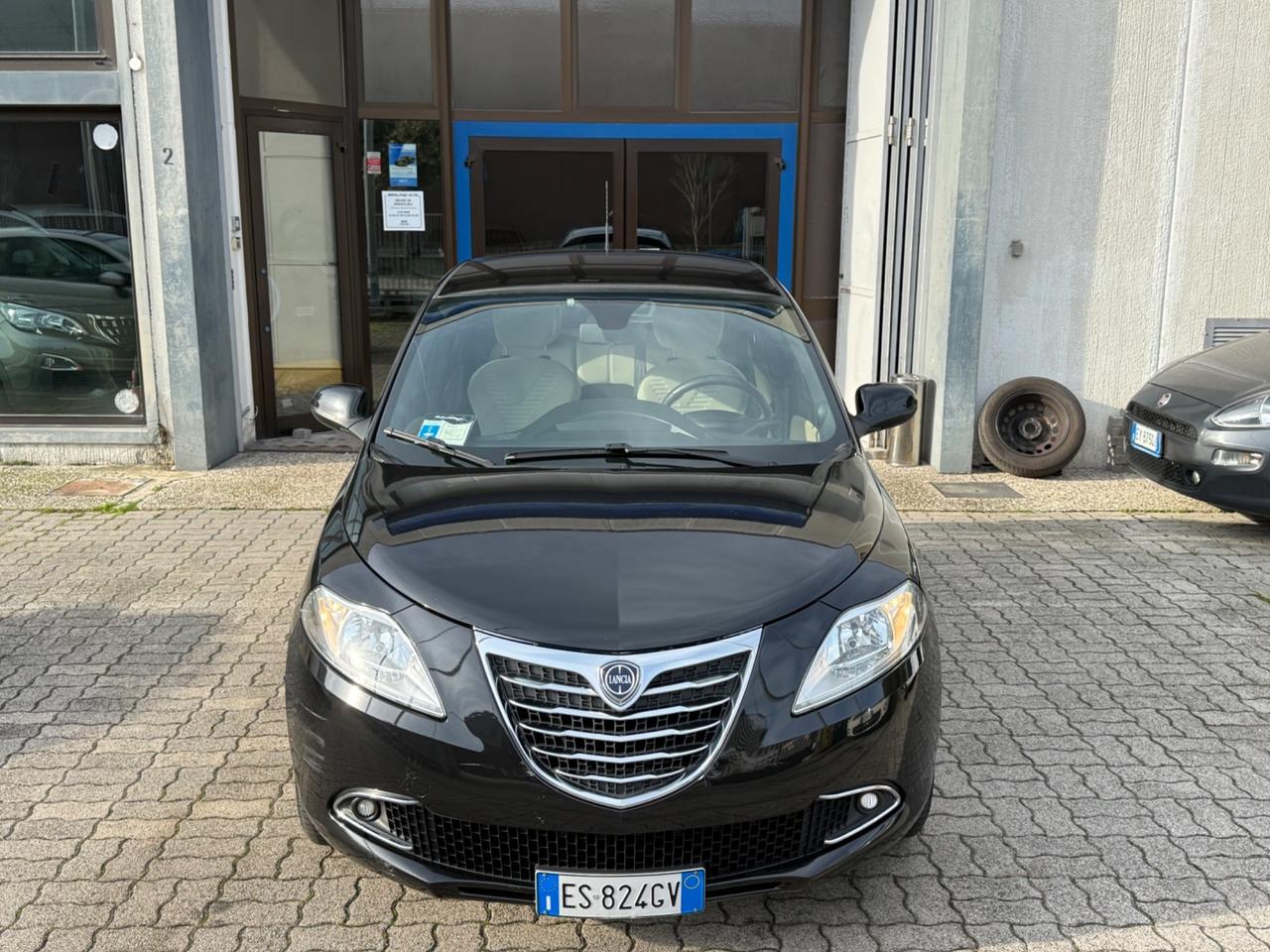 Lancia Ypsilon 1.2 69 CV 5 porte GPL Ecochic Gold