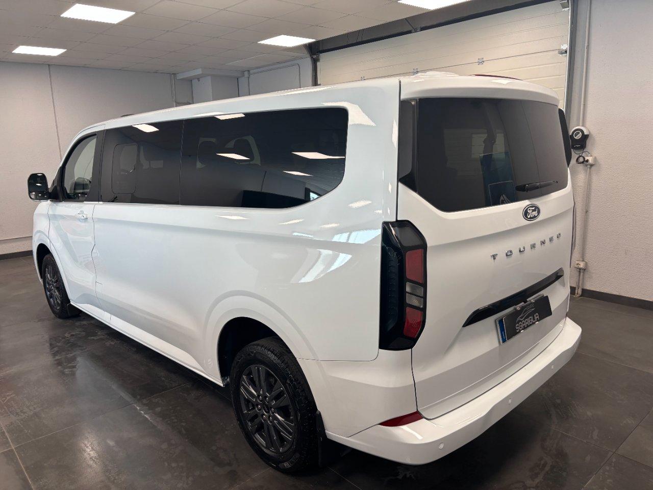 Ford Tourneo Custom 9 Posti Passo Lungo L2 Titanium 2.0 Diesel