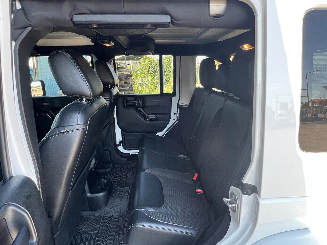 Jeep Wrangler Unlimited 2.8 crd Night Eagle