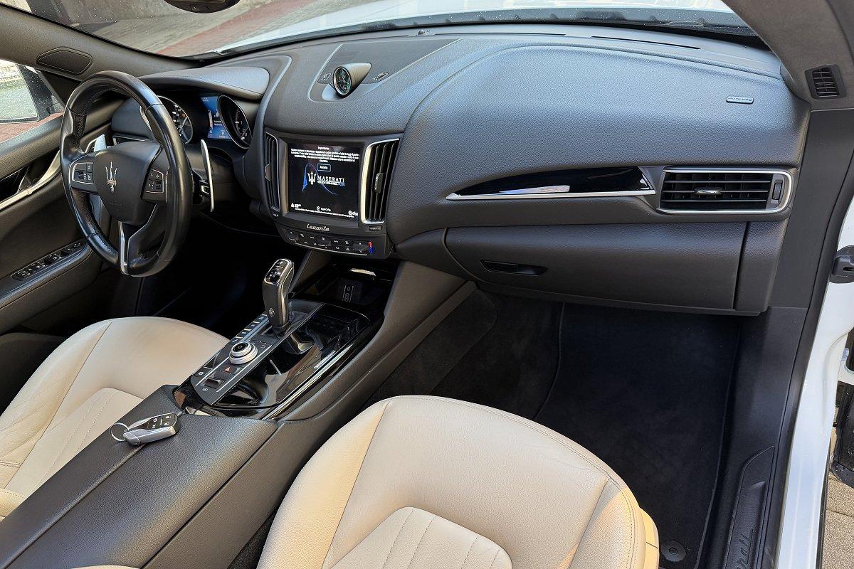 MASERATI Levante V6 Diesel AWD Granlusso