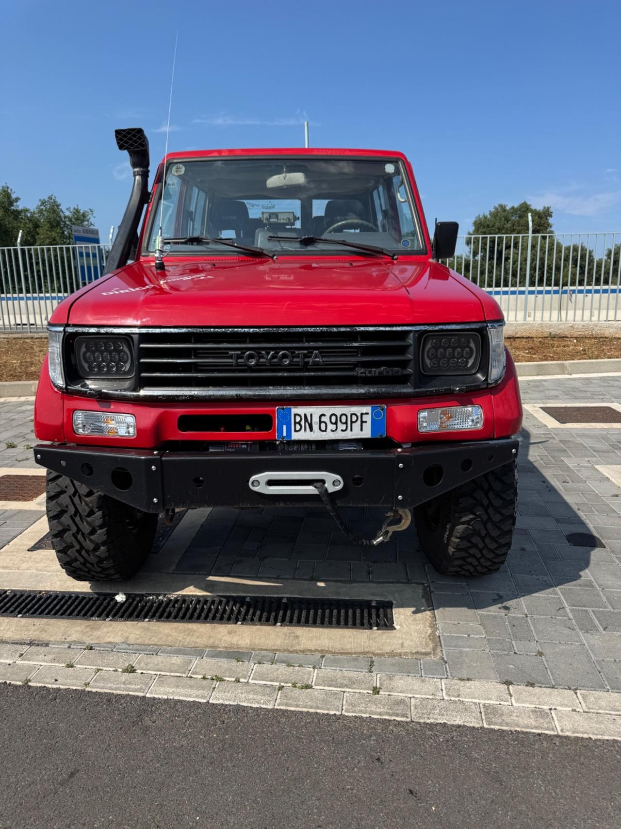 Toyota Land Cruiser II 2.4 turbodiesel SW LJ70 LX