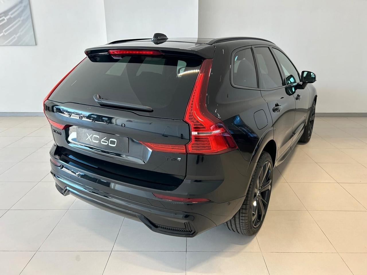 Volvo XC 60 T6 Recharge AWD Plug-in Hybrid aut. Ultra Black Edition