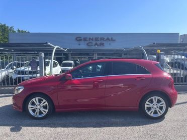 MERCEDES-BENZ A 180 d Automatic Sport