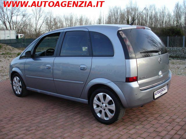 OPEL Meriva 1.4 16V Cosmo