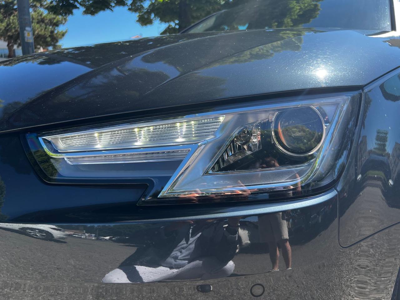 Audi A4 2.0 35 TDI Sport #11120