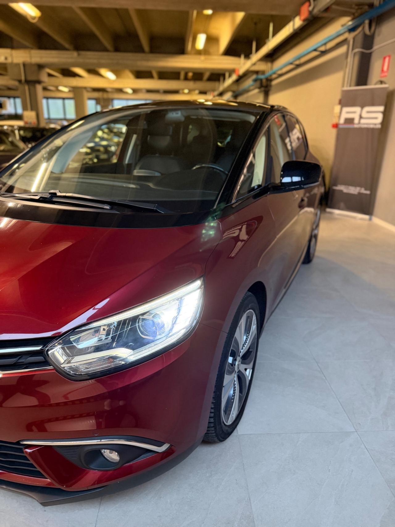 Renault SCÈNIC 1.5 dCi EU6B BOSE INITIALE PARIS