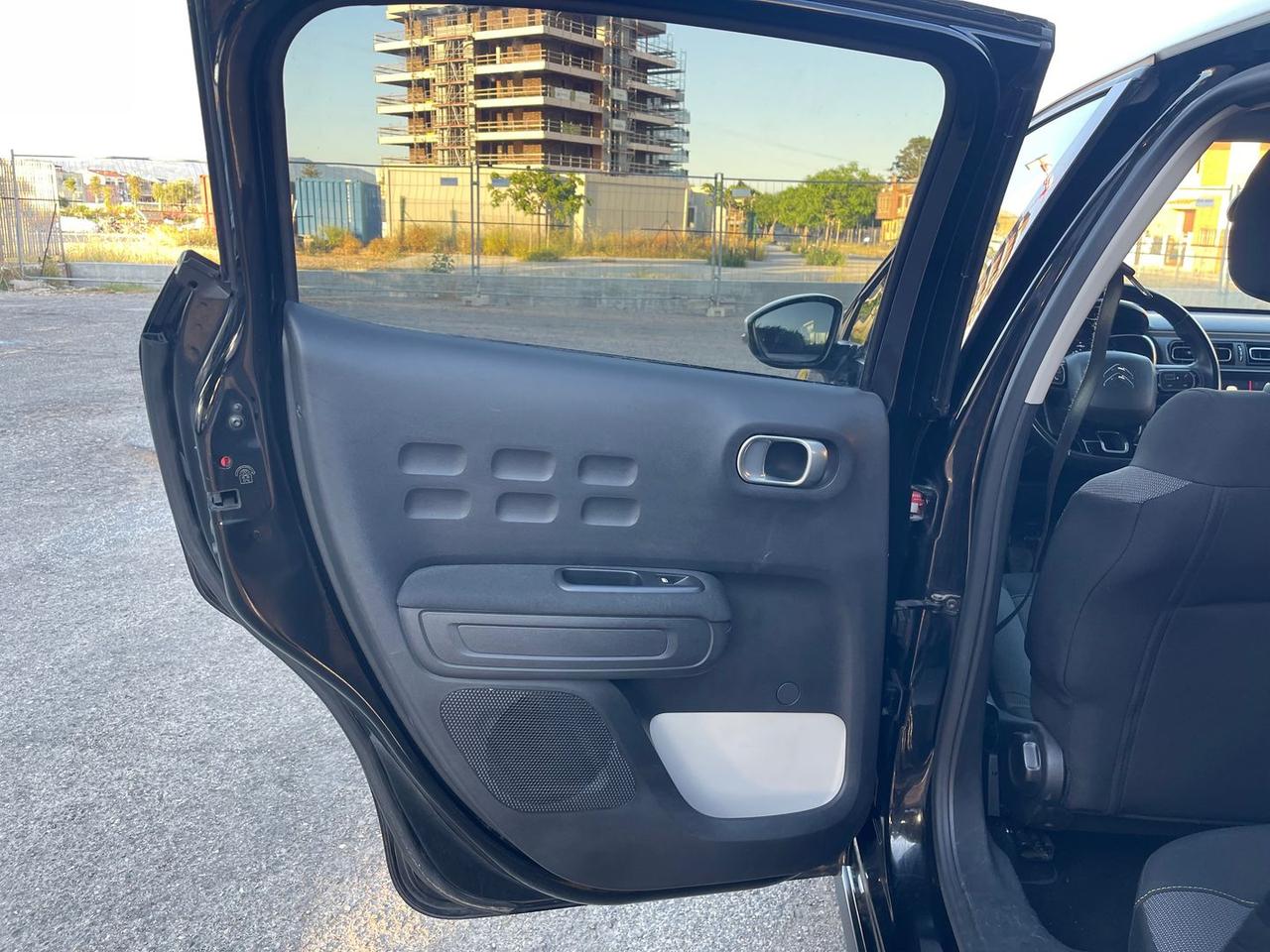 Citroen C3 1.2 PureTech 110 Shine #10978