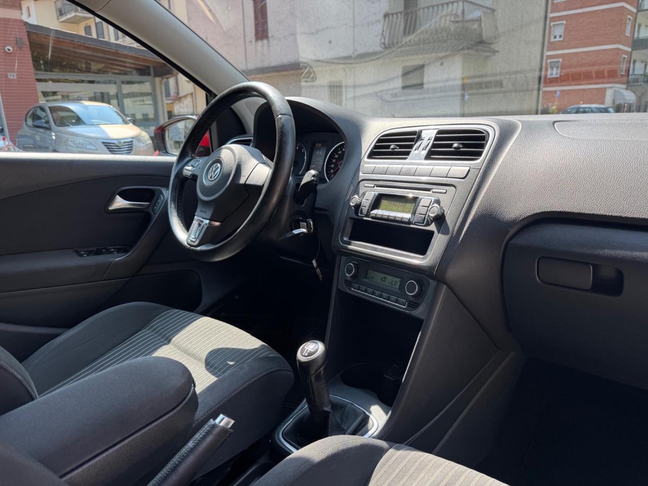 Volkswagen Polo 1.4 5 porte TAGLIANDATA - OK NEOPATENTATI