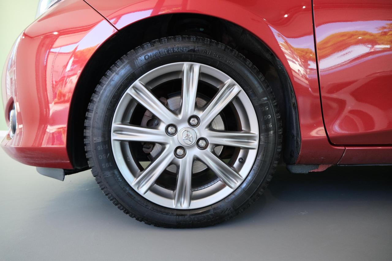Toyota Yaris 5 Porte YARIS 1.4 D-4D LOUNGE