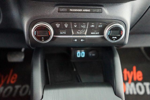 FORD Kuga 2.5 Full Hybrid 190 CV CVT 2WD Titanium FHEV