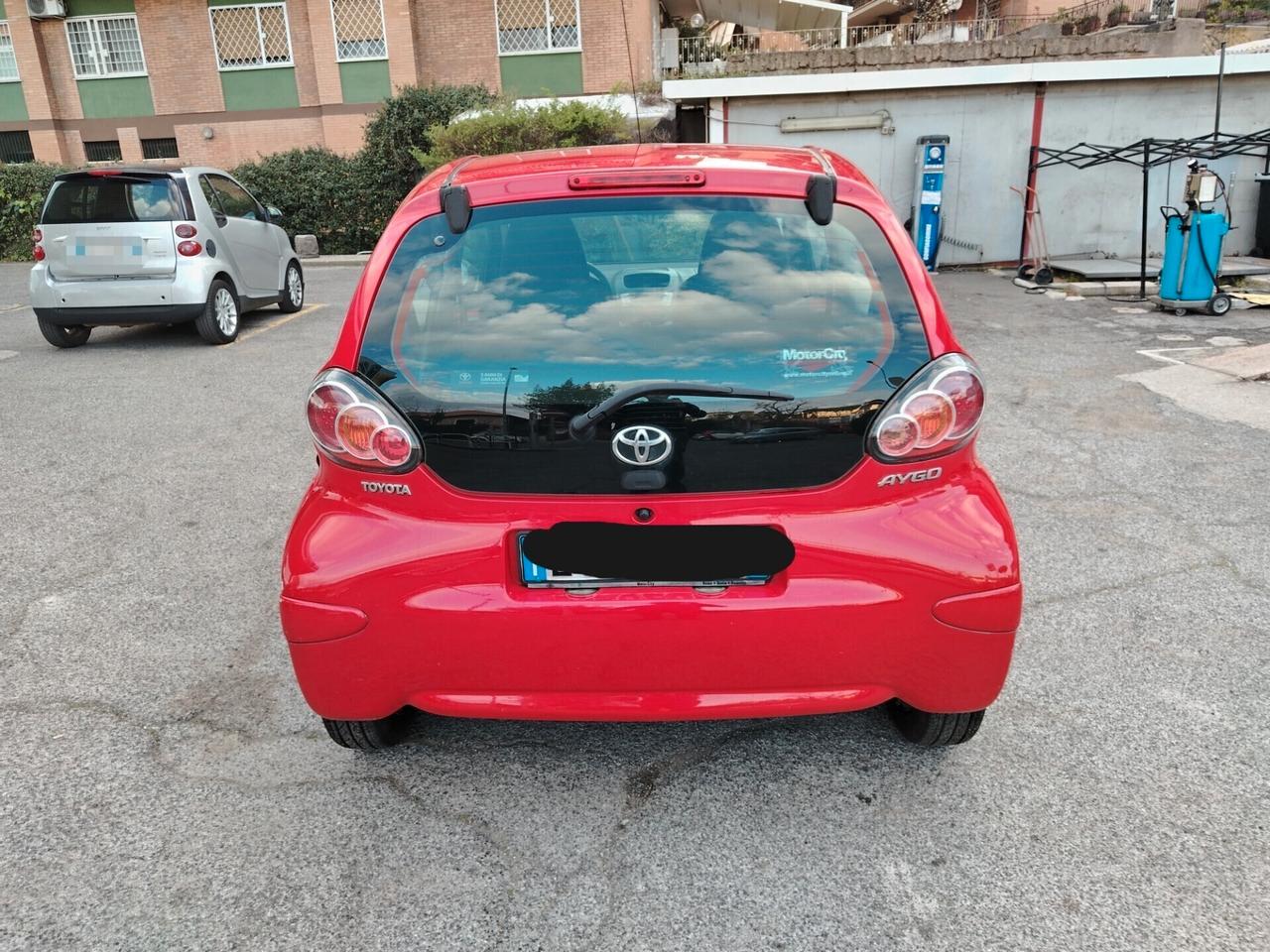 Toyota Aygo 1.0 12V VVT-i 5 porte Active Connect