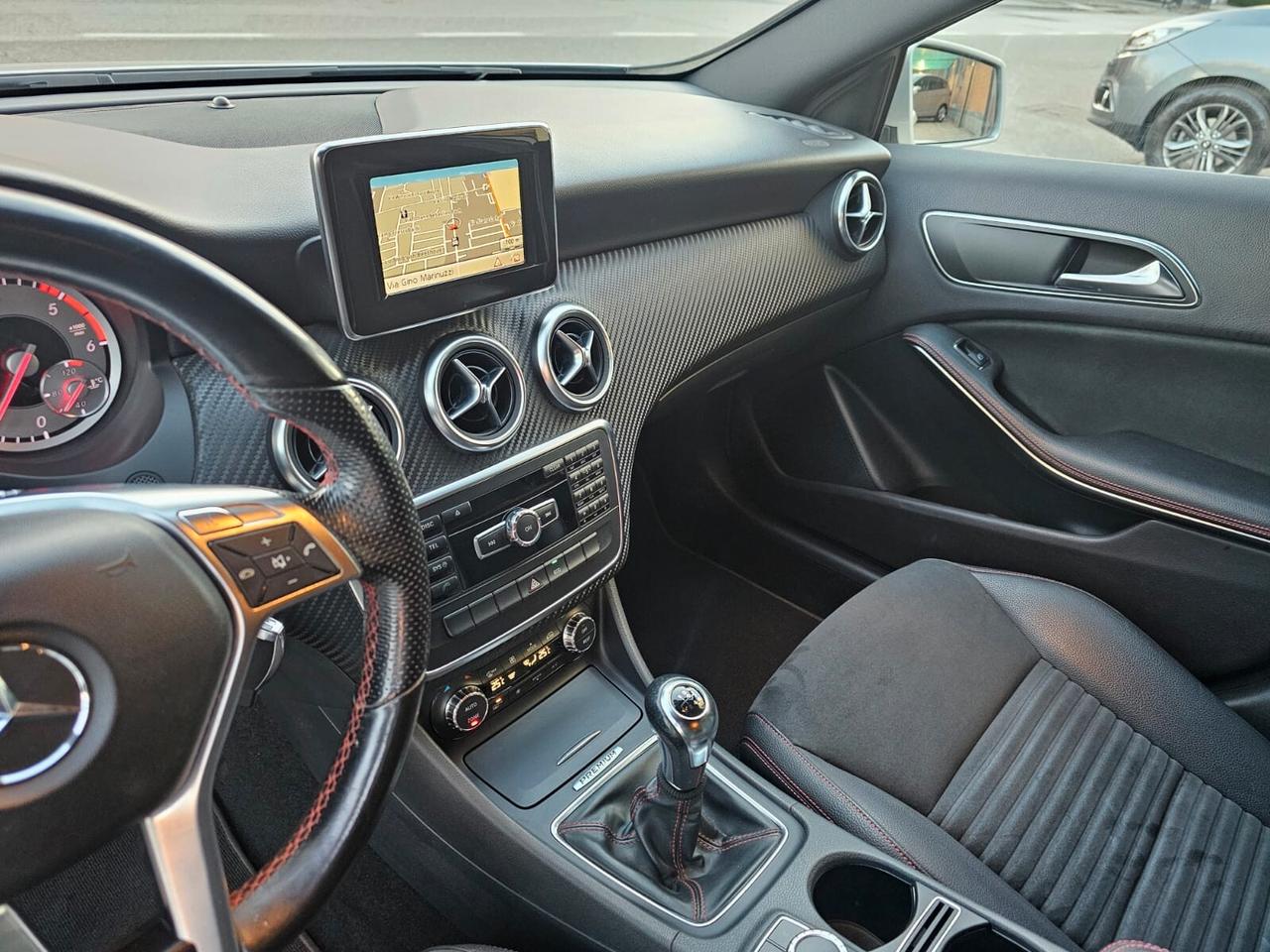Mercedes-benz A 180 CDI 110cv Premium*AMG*Pelle*Navi*Bi-Xeno*