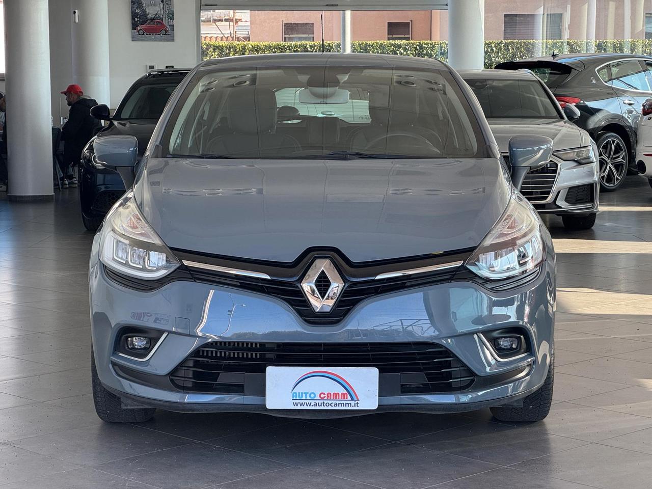 Renault Clio 5 Porte Clio 0.9 tce Moschino Intens Gpl 90cv